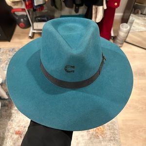 Charlie 1 Horse turquoise hat